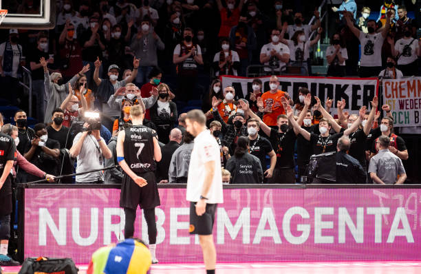 突破米兰防 突破米兰防